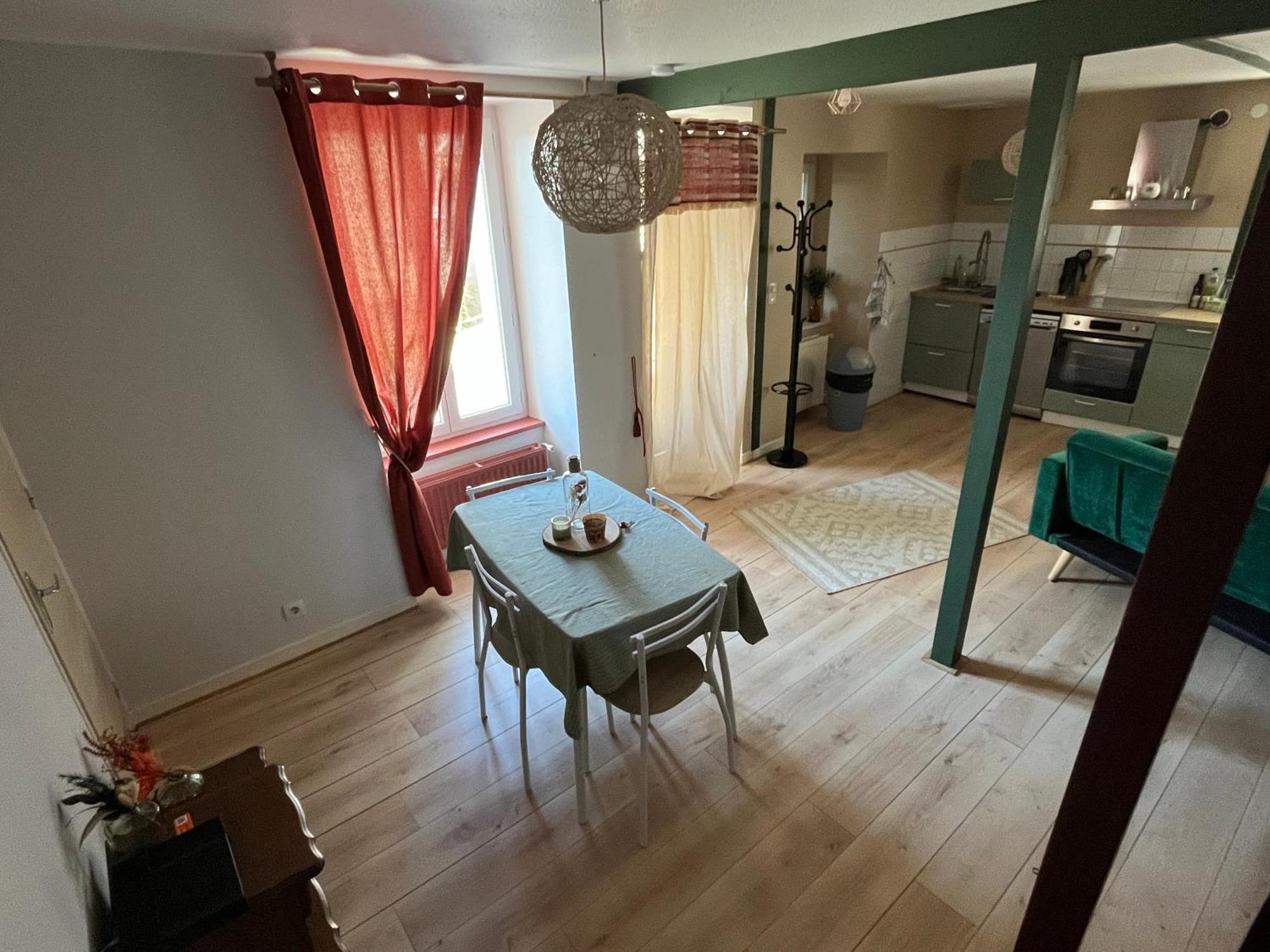 Maison Calme A Allassac Exterior foto